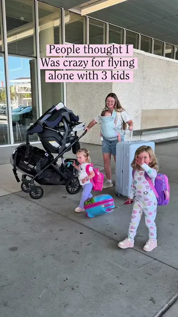 #flyingwithtoddlers #babiesontheplane #familytraveltips 