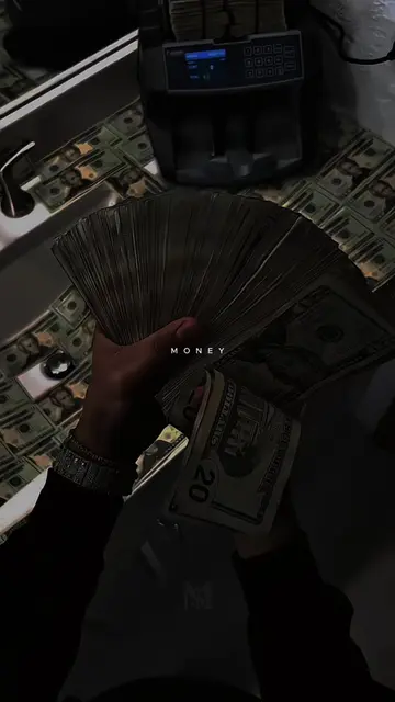 Money. 💸 #luxurylifestyle #luxury #success #money #millionaire 