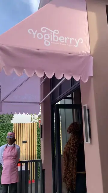 YOGIBERRY IS NOW IN GLENWOOD💗🫵🏽, check it out@Yogiberry_sa #sphiwosamathongo 