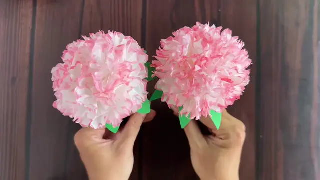 Beautiful Flowers from Tissue Paper 🌸 Easy Carnation DIY! #BeautifulFlowers #Ti