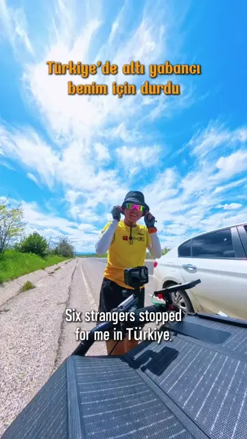 Six strangers stopped for me on the road in Türkiye. 🇹🇷 Önemli olan bana ne ve