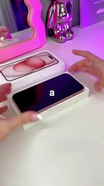 iPhone 15 💘🌸 #iphone #cleaning #storytime #asmr #tiktokgrowthchallenge 