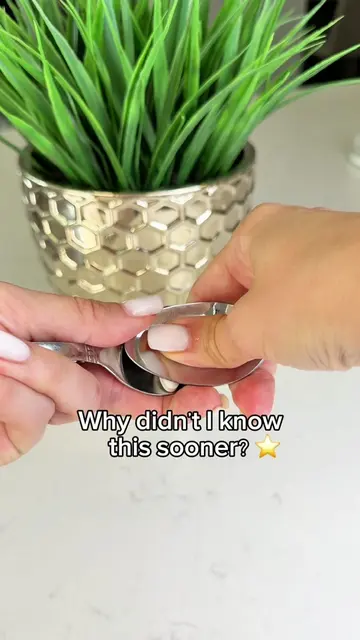 Why didn’t I know this sooner? 🤯 #LifeHack #homehacks #householdhacks #tiktok #