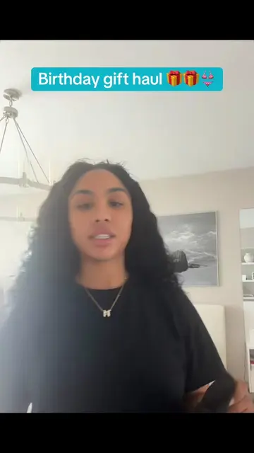 Ari’s shows us some of the birthday gifts she received one of the gifts being a 