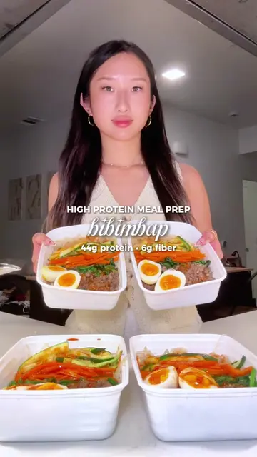 meal prep bibimbap for the whole week 🍚 44g protein per bowl and it actually ge