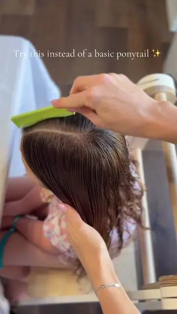 If you're looking for a new ponytail hairstyle, try this one!💗 I hope you have 