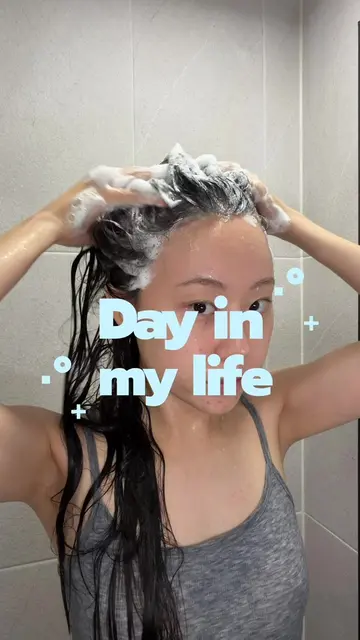 Trying a new angle for my face-washing routine.🫧🤍 #dayinmylife #skincareroutin