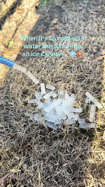 Living in a caravan definitely keeps life interesting. Woke up to -4°C and our w