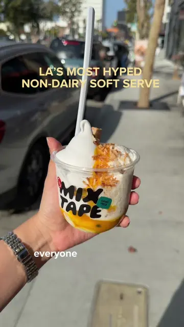 This might be one of the best non-dairy desserts in LA this summer ☀️ @Neighborl