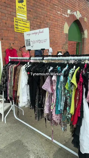 Love 2000s Vintage? Come shop our stall at Tynemouth Market open now till 3:30 ✨