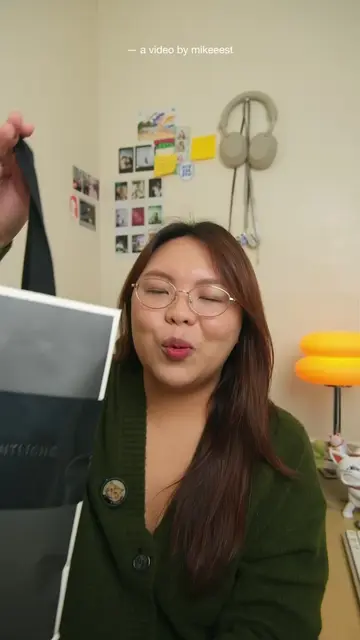 Unboxing my first Leica camera 🤗✨ this will be fuuuun and will surely bring it 