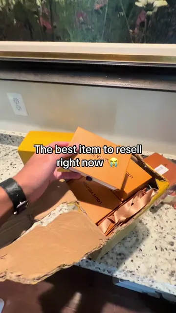 LV Slim Bracelet reselling 😮‍💨 #resellercommunity #ecommerce #vendor #resellin