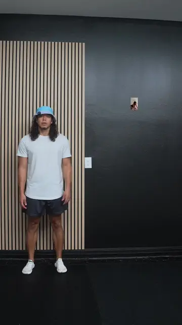 Welcome back to “anyone can do this” A series where I show you viral workout vid