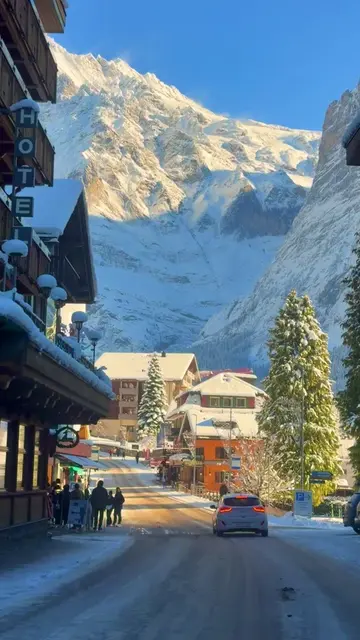 SWITZERLAND winter vs summer🇨🇭☀️❄️ #switzerland #swissbeautiful #tiktoktravel 