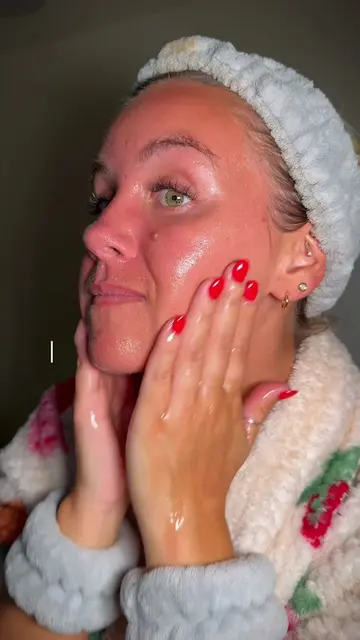 I loveee @Prequel skincare so much, and this set is incredibly affordable and SU