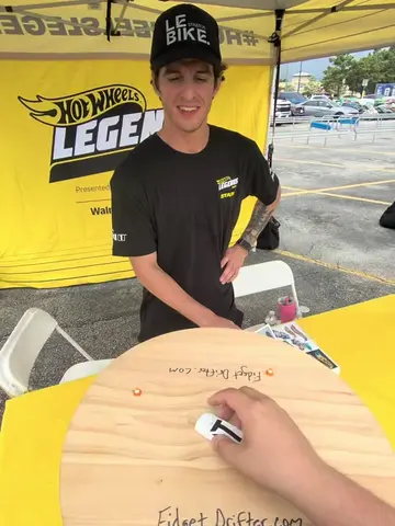 Link in bio, or go to FidgetDrifter.com! 