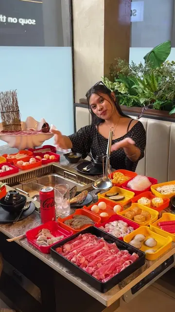 halal unli hotpot with mini buffet? went back to chick n cow hotpot. 🐥🐮 it’s l