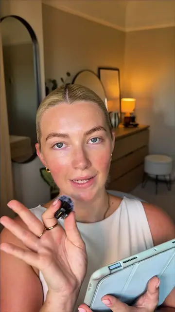 current wishlist as a 9 to 5 working girly✌🏻✨👩🏼‍💻💘💡 the @Logitech @Logitec