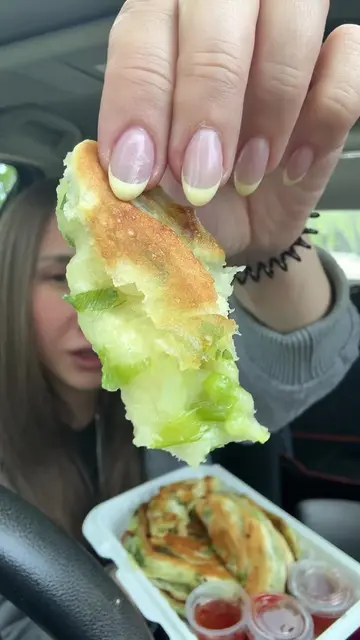 I can’t believe it took me 2.5 years living in Edmonton to finally try green oni
