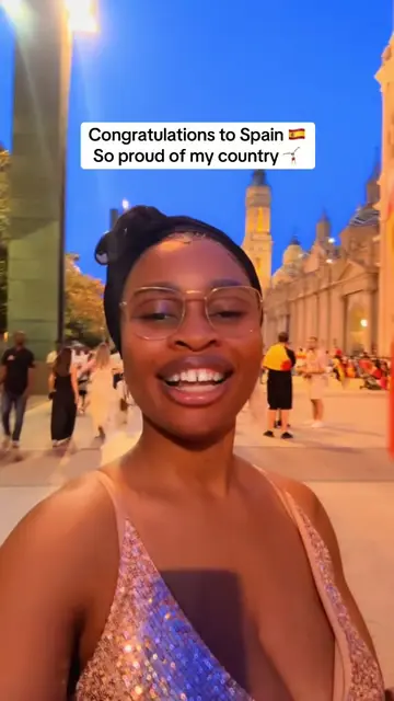 Congratulations to Spain 🇪🇸 So proud of my country 🤸🏽 . . . . . . . #worldcu