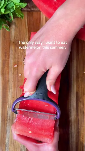 Watermelon Summer Rolls 🍉☀️ All you need is watermelon, feta cheese, fresh mint