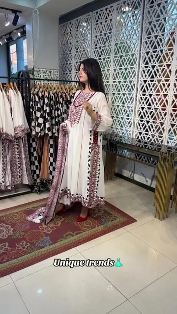 Dm to order here +923084411955 worldwide shipping available 📦🌍✈️#longdress #fo