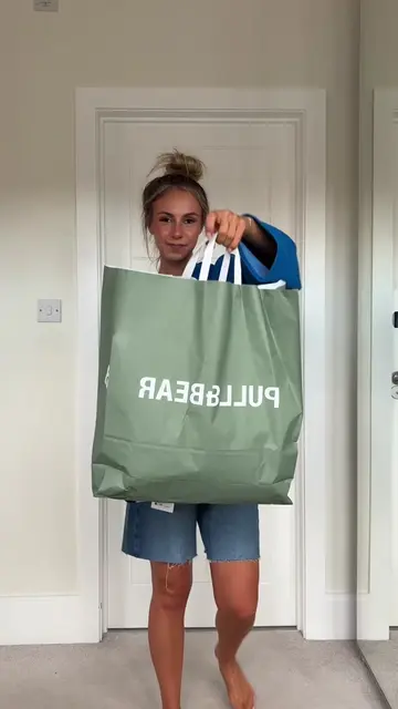 @Pull&Bear That orange set!!! … Obsessed as usual 🤓🍊 All on my LTK for you 🔗�
