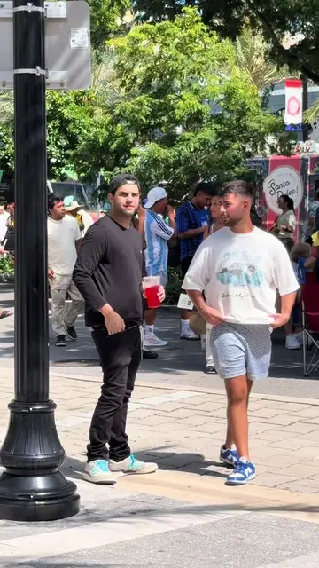 What caught their attention first? ⬜ Outfit ⬜ Confidence ⬜ Walk ⬜ Something else