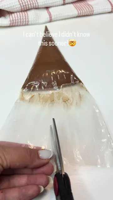 Baking Hack 🧁 I can’t believe I didn’t know this sooner! #LifeHack #baking