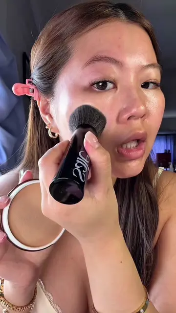 Be sure to follow me to see the full wear test of how the Blurring Balm Powder h