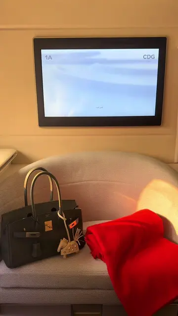let’s go to paris!! bring on all the truffles #travel #day #luxury #paris 