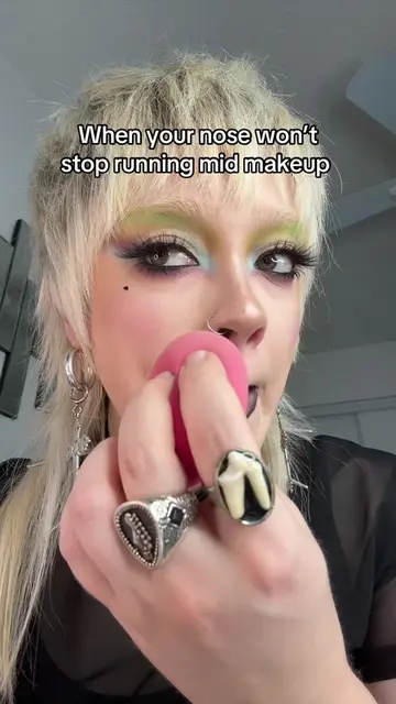 Top 5 pet peeves like what is the science behind this 😤  #makeupfail #girlprobl