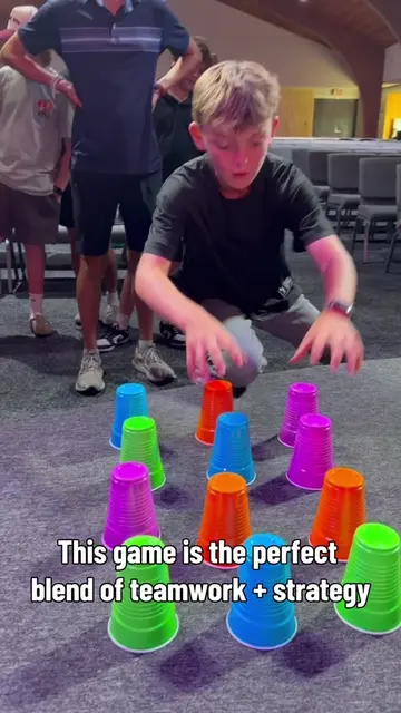 Think your team can solve it faster? 👀  How to play: randomly mix 4 cups in 4 d