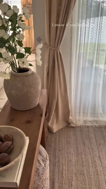 One rug…so many different ways to use it. 🤍 Check out all the colors and sizes 