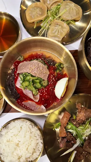 I Finally had the chance to visit THE TABLE  and let me tell you it was AMAZING.