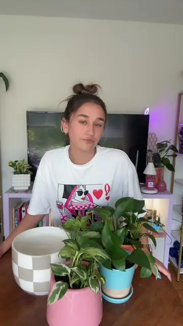 if you’re seeing this pt. 2 is being posted in like 10 minutes :) #repotting #po