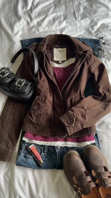 fall outfit inspo! styling a new vintage jacket I got from depop! #outfitinspo #