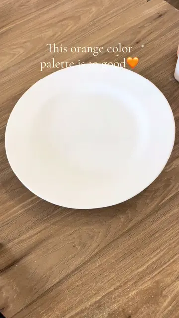 This orange color palette deserved its own birthday plate 🧡🍊 Every line is pai