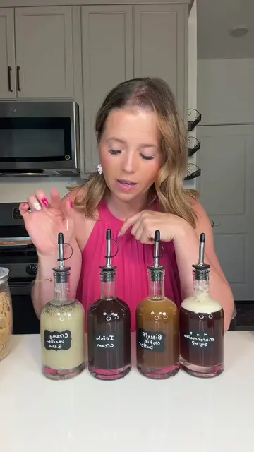apparently i’m back in my homemade In my coffee syrup era 🤎 today i restocked m