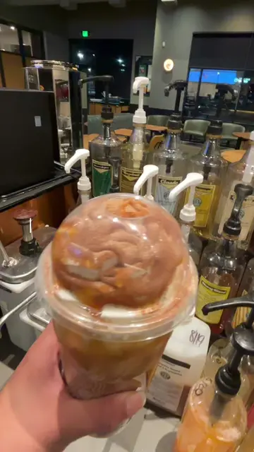 Bringing back the Cinnamon challenge😍😍#fyp #starbucksbarista #foryoupage #sbux