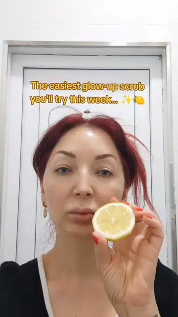 ✨✨✨Gently massage your skin for 20–30 seconds using light circular motions, then