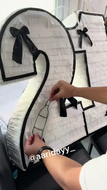 Planche vinyl en una piñata 😦 #piñata #piñataspersonalizadas #newtechnique #tra