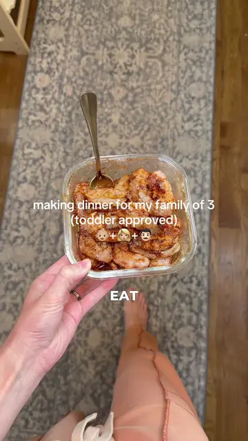Nothing better than a toddler endorsement 😂 this Creamy Street Corn Shrimp Skil