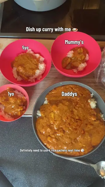 Dish up curry with me! 🍛🍚 This is so yummy! I didn’t make it from scratch. It 