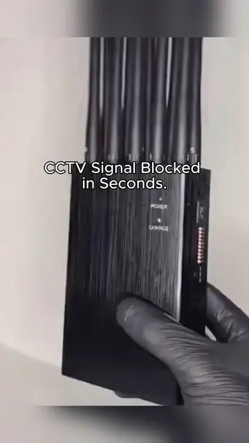Jammer Device vs. CCTV Camera — Watch the Test. 😱 #polocom #jammer #signaljamme