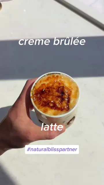 Creme brûlée latte ☕️ I used @natural bliss since it’s made with only 4 ingredie