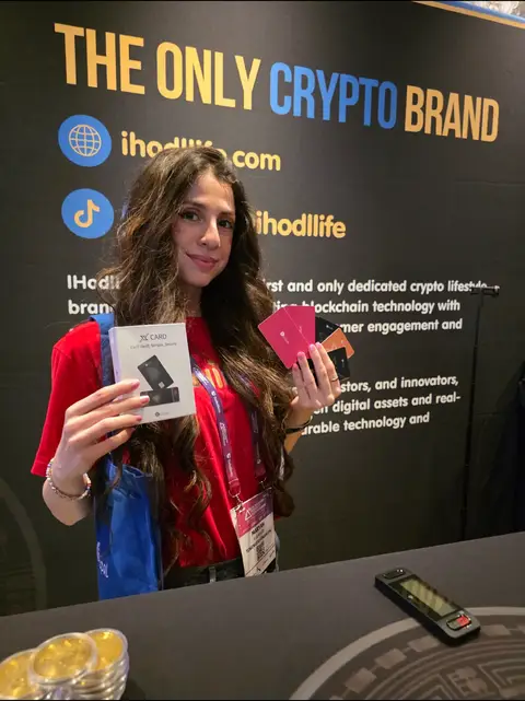 IHodlLife strikes again!! giving away tinnes of free merch, prizes and yes!! som