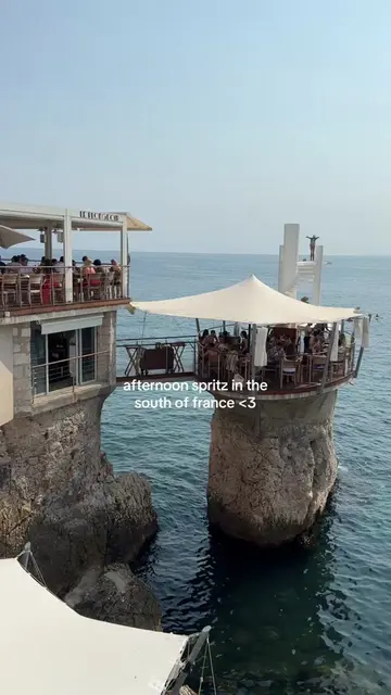 This location in Nice was SO stunning! 📍Le Plongeoir, Nice, France  Hot tip - s