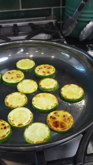 How to make Roman zucchini - Concia di Zucchine  I recently got back from Italy 