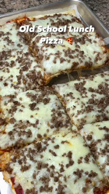 Craving a little nostalgia? Try this Old School Lunch Pizza 🍕 #schoollunch #piz